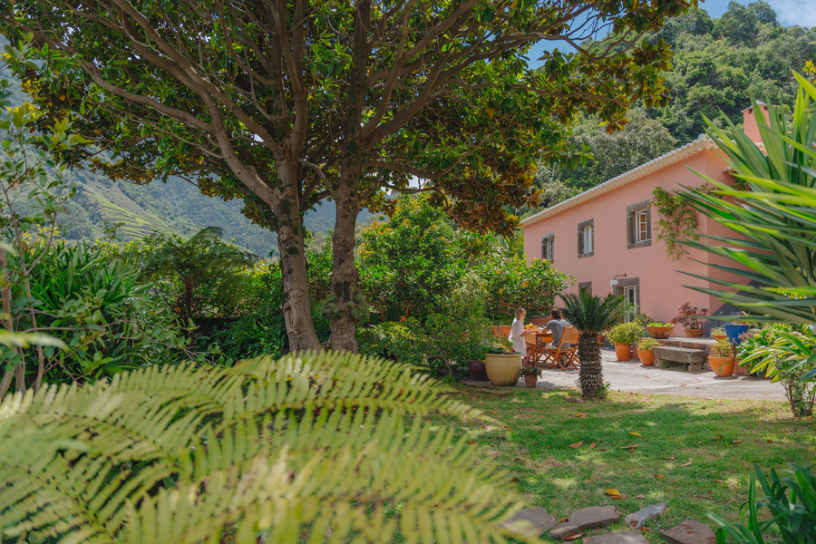 Foto da capa de Madeira Surf Lodge (surfcamp & surfschool)
